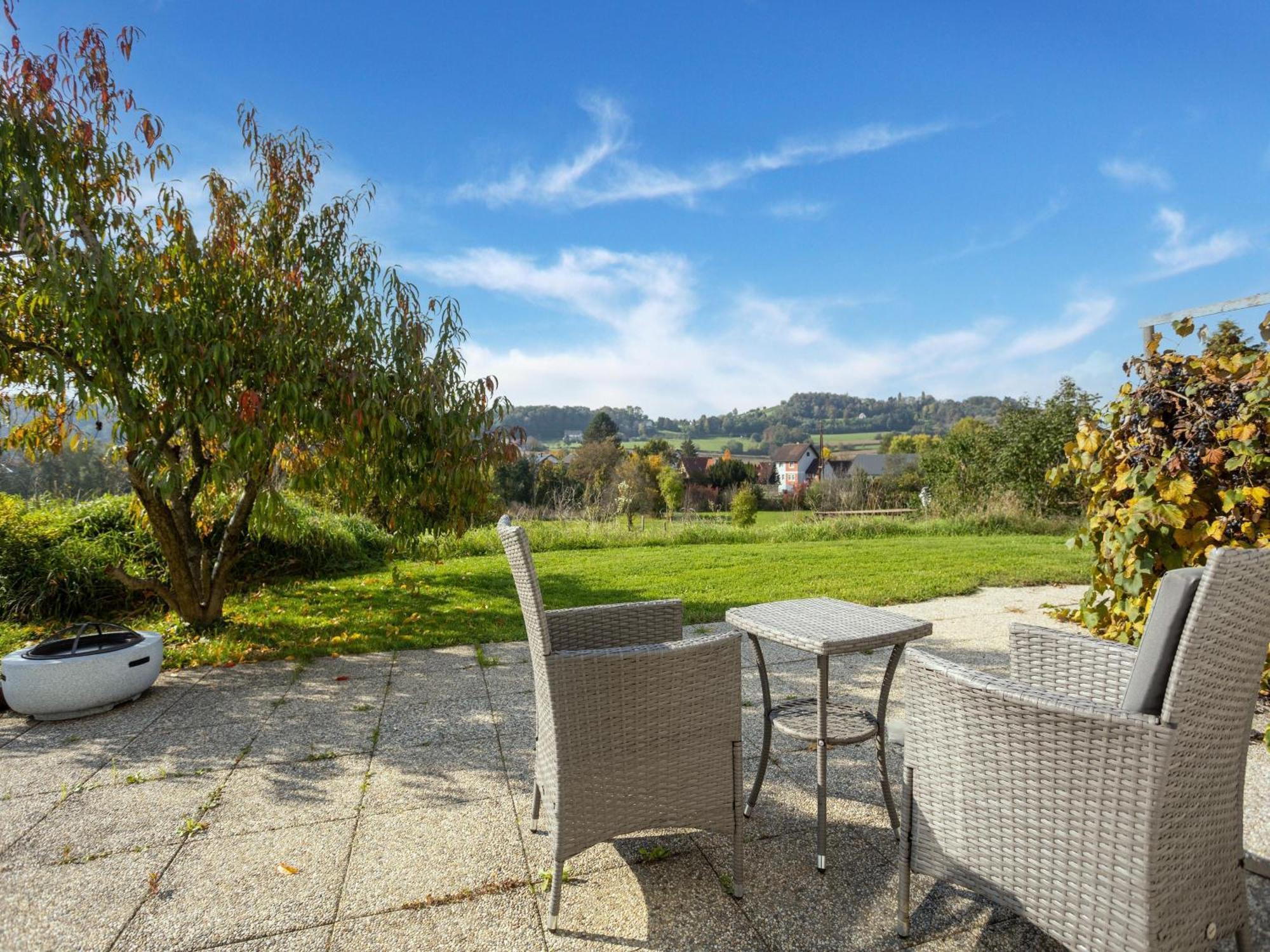 Ferienwohnungen Und Appartements Im Idyllischen Vierkanthof, Gruppenurlaube لويبرسدورف باي فرس المظهر الخارجي الصورة